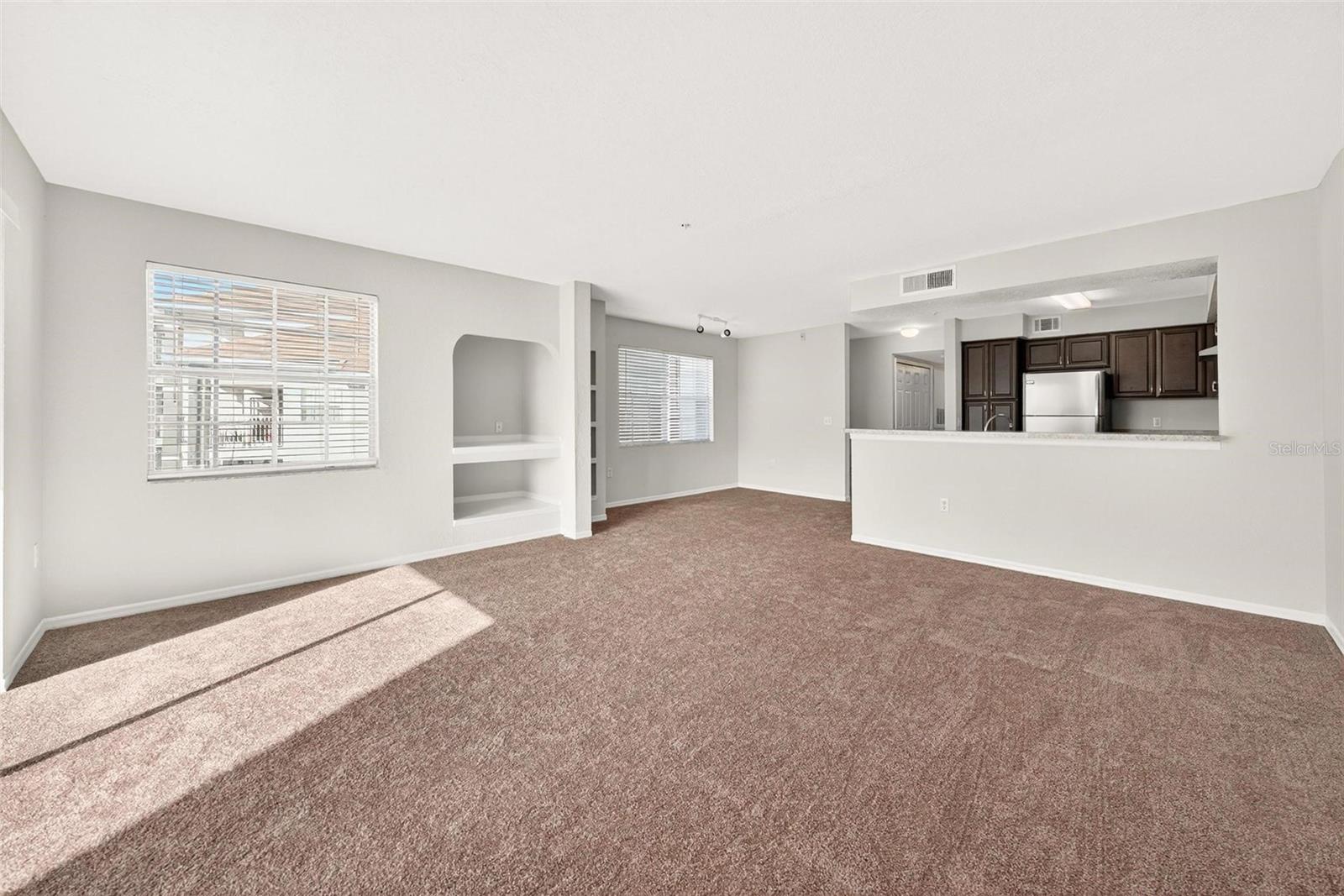 Image 8 of 56 For 13917 Fairway Island Drive S