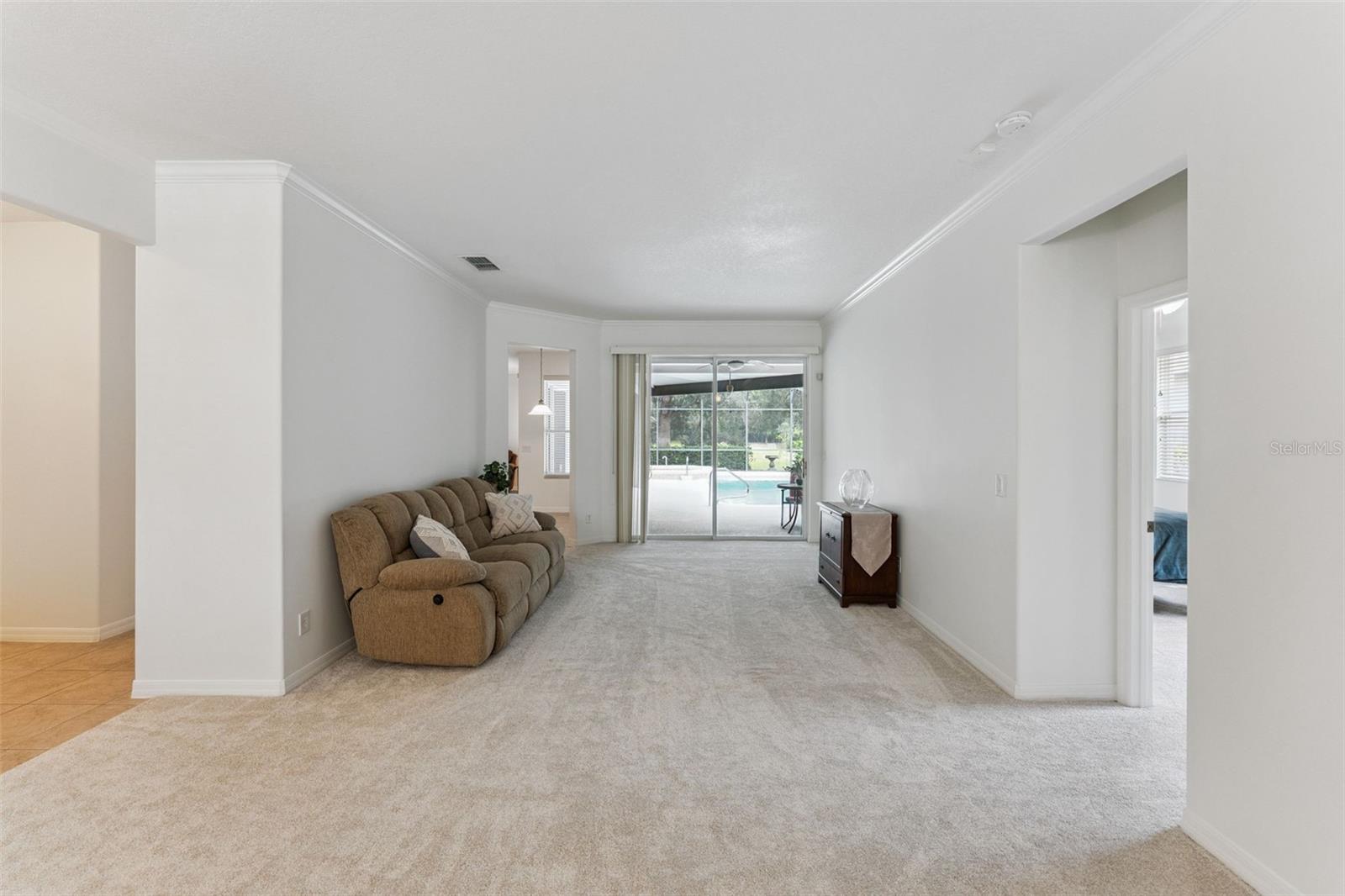 Image 10 of 33 For 1604 Polk Way