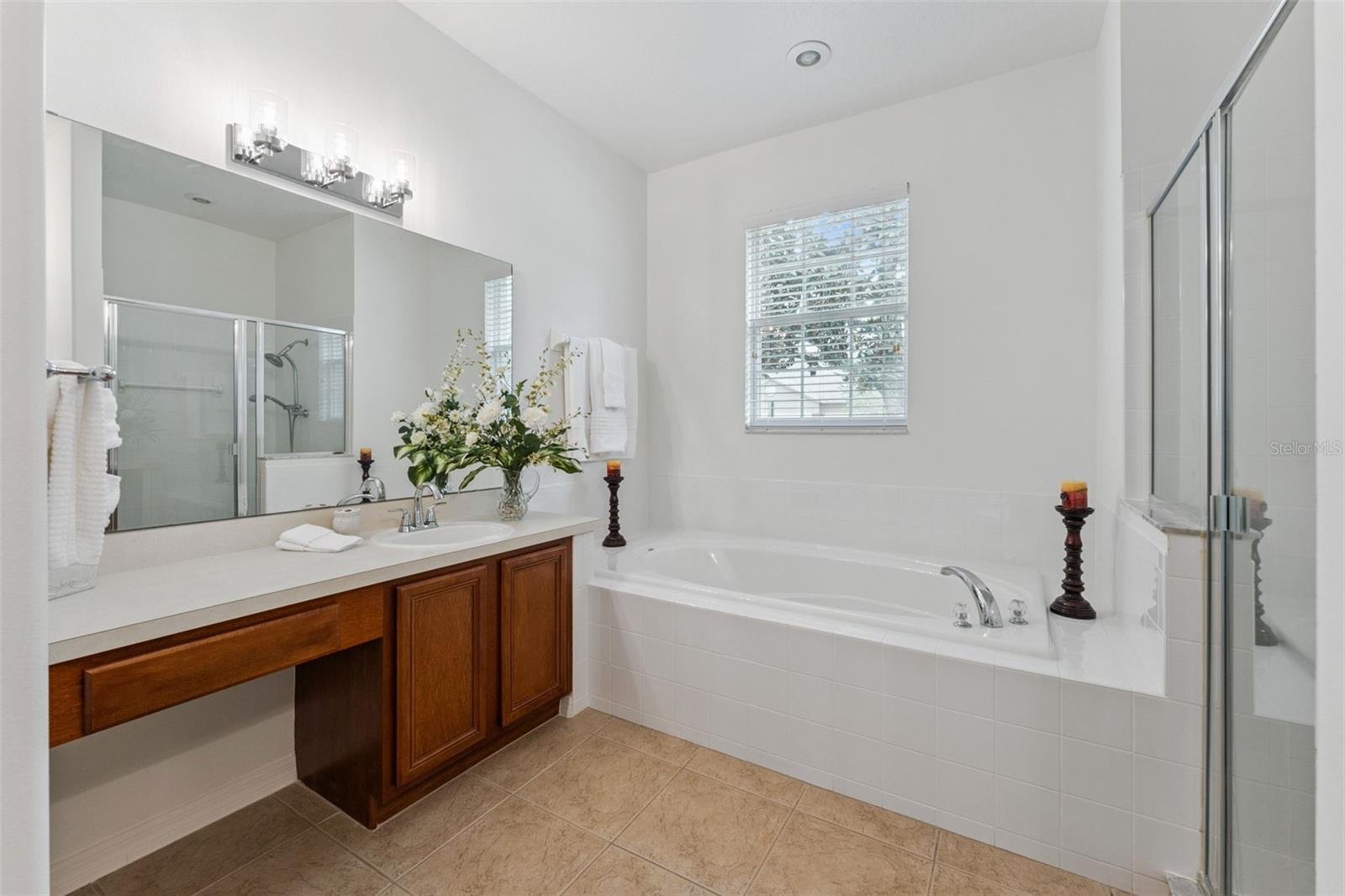 Image 21 of 33 For 1604 Polk Way