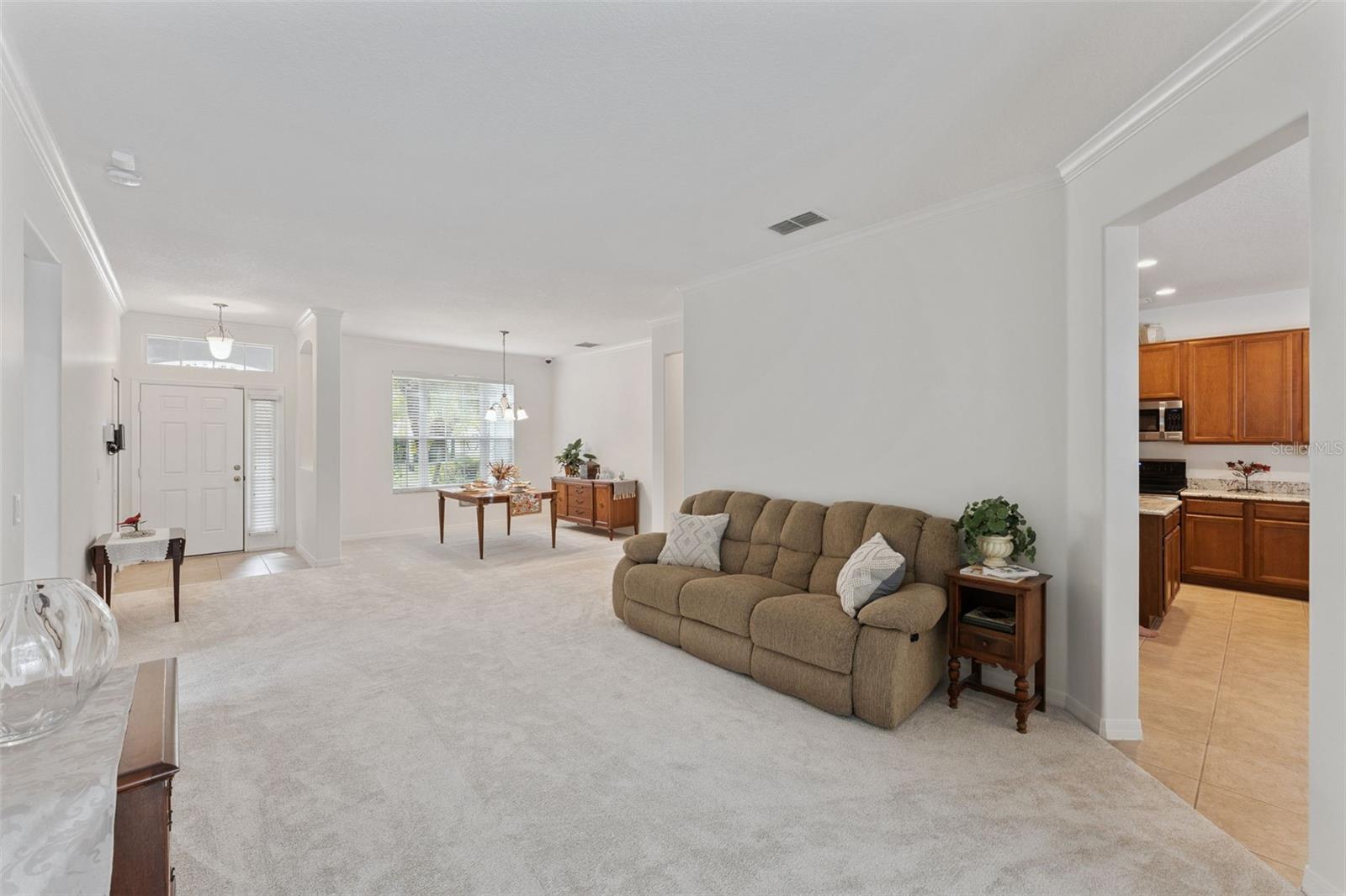 Image 9 of 33 For 1604 Polk Way