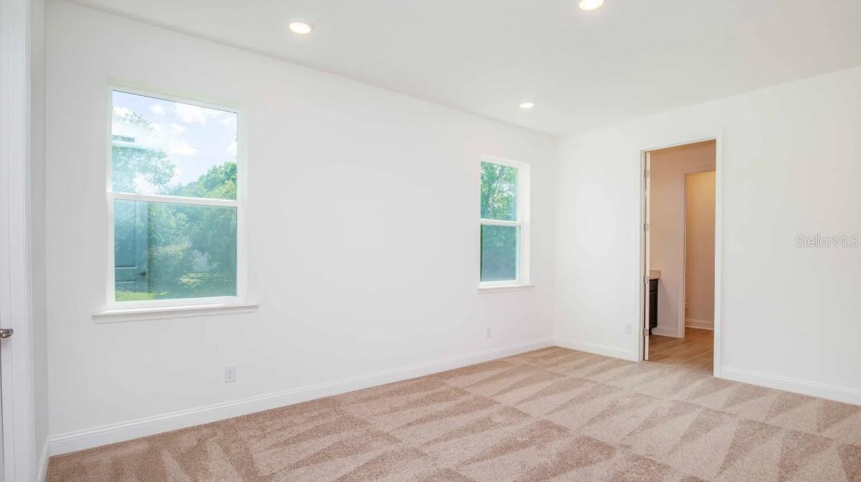 Image 12 of 26 For 851 Hawthorne Berry Road