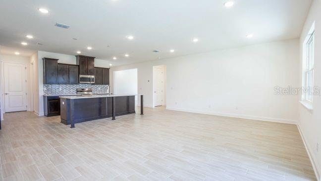 Image 7 of 26 For 851 Hawthorne Berry Road