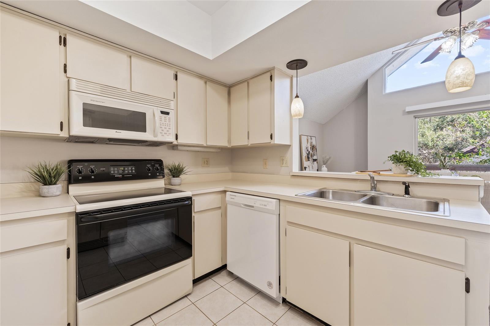 Image 12 of 35 For 2025 Sylvester Road N312