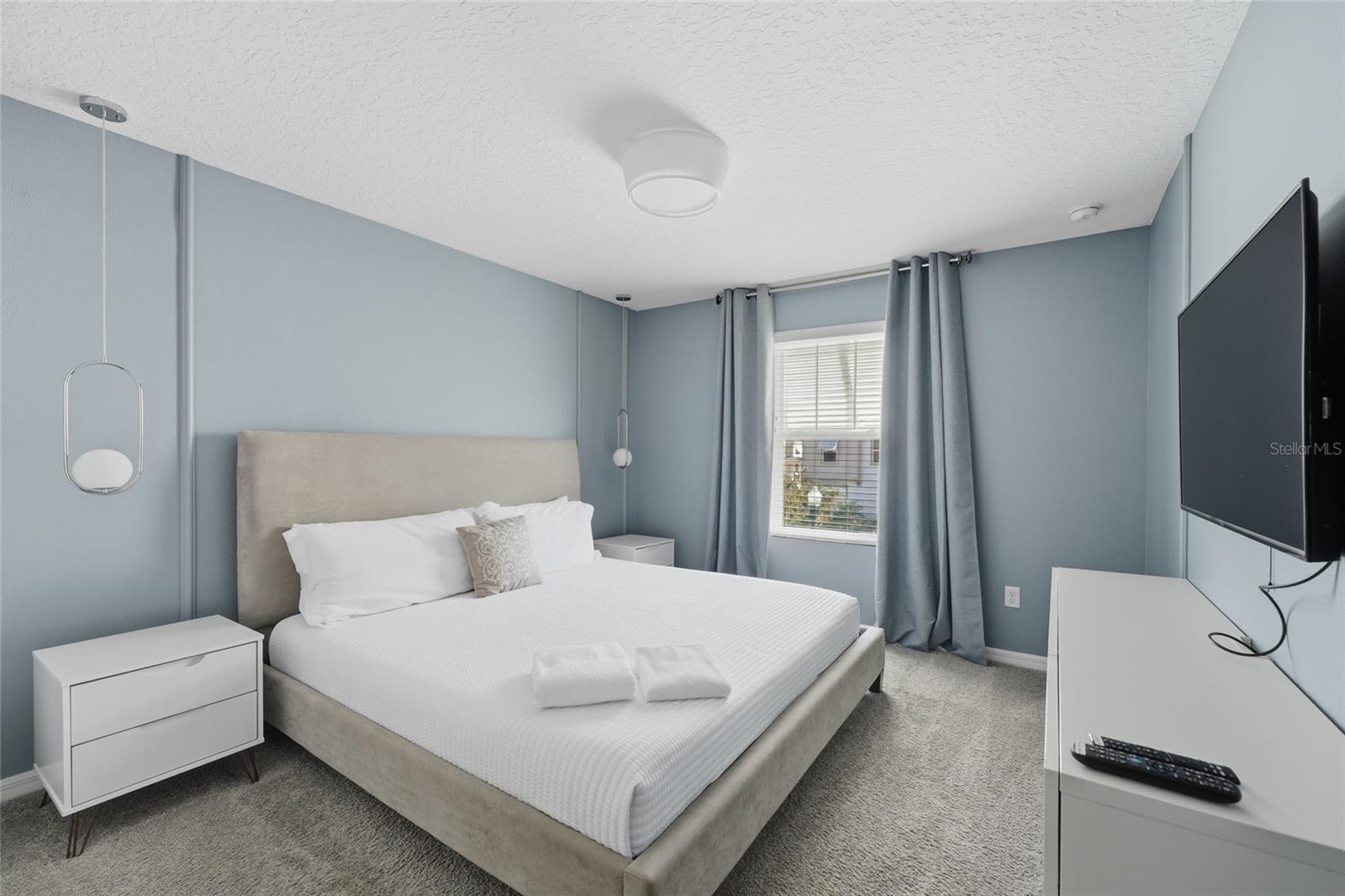 Image 23 of 25 For 8967 Amelia Downs Trail