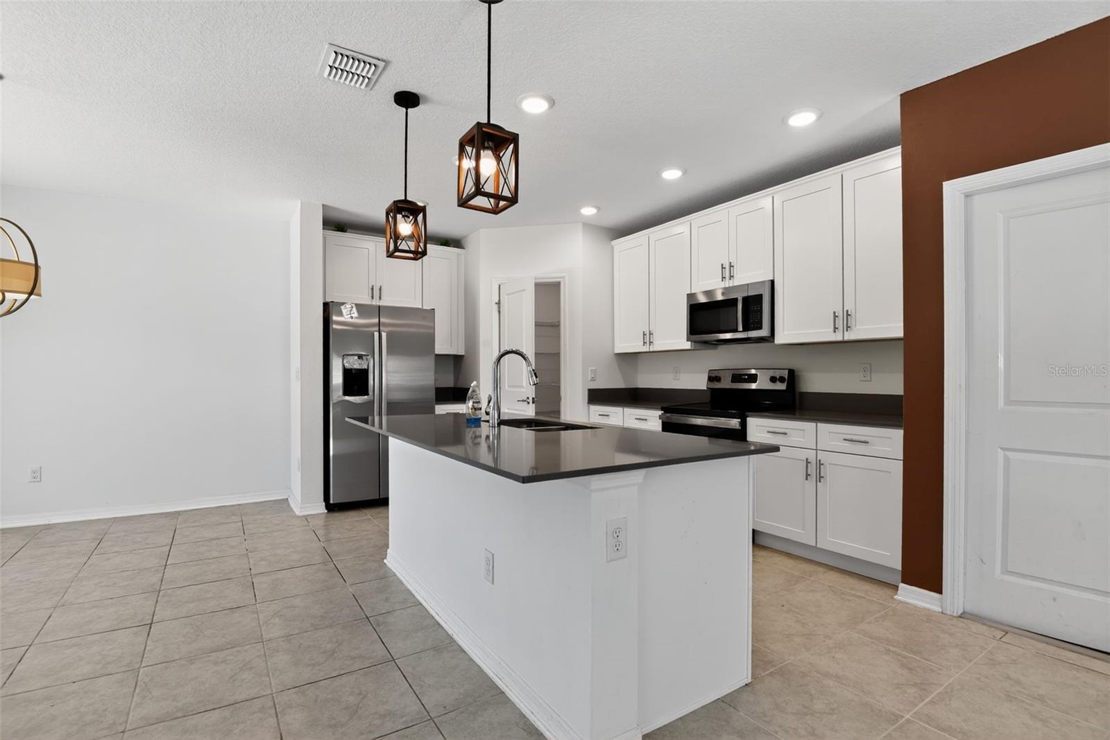 Image 6 of 31 For 1275 Sand Trap Court