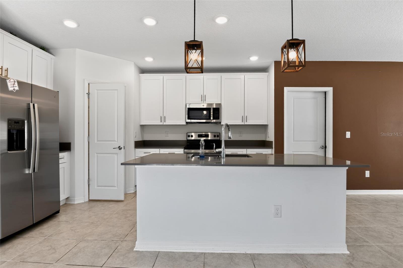 Image 7 of 31 For 1275 Sand Trap Court