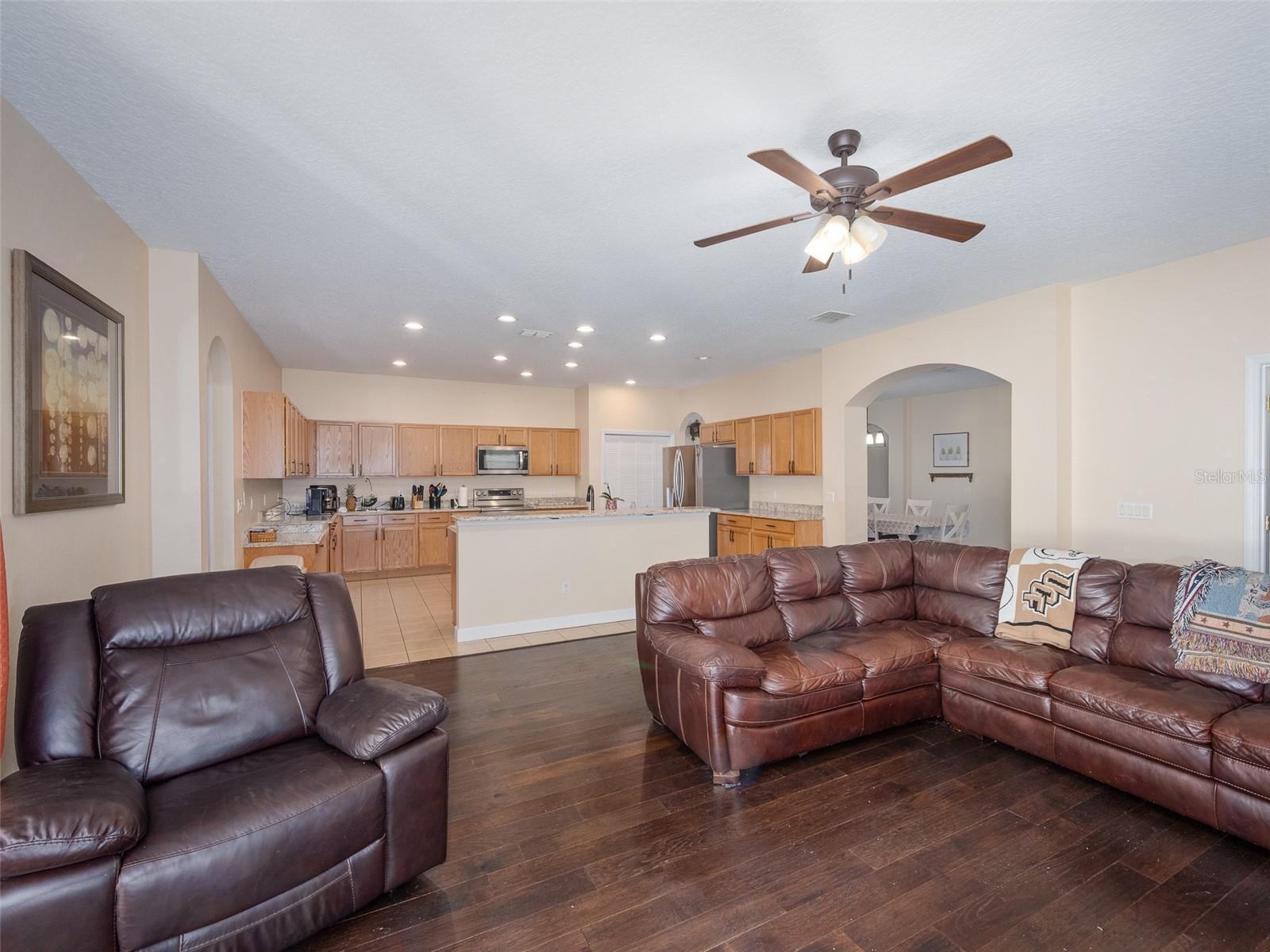 Image 15 of 42 For 1804 Grand Rue Drive