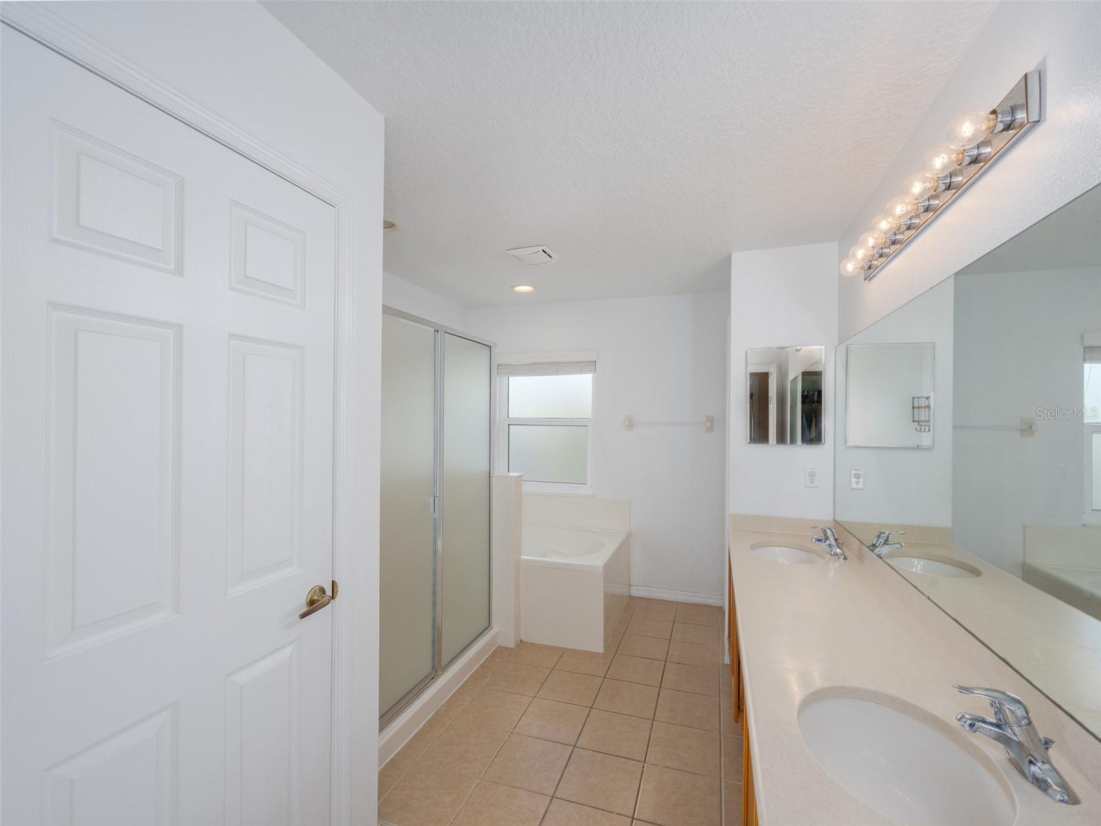 Image 24 of 42 For 1804 Grand Rue Drive