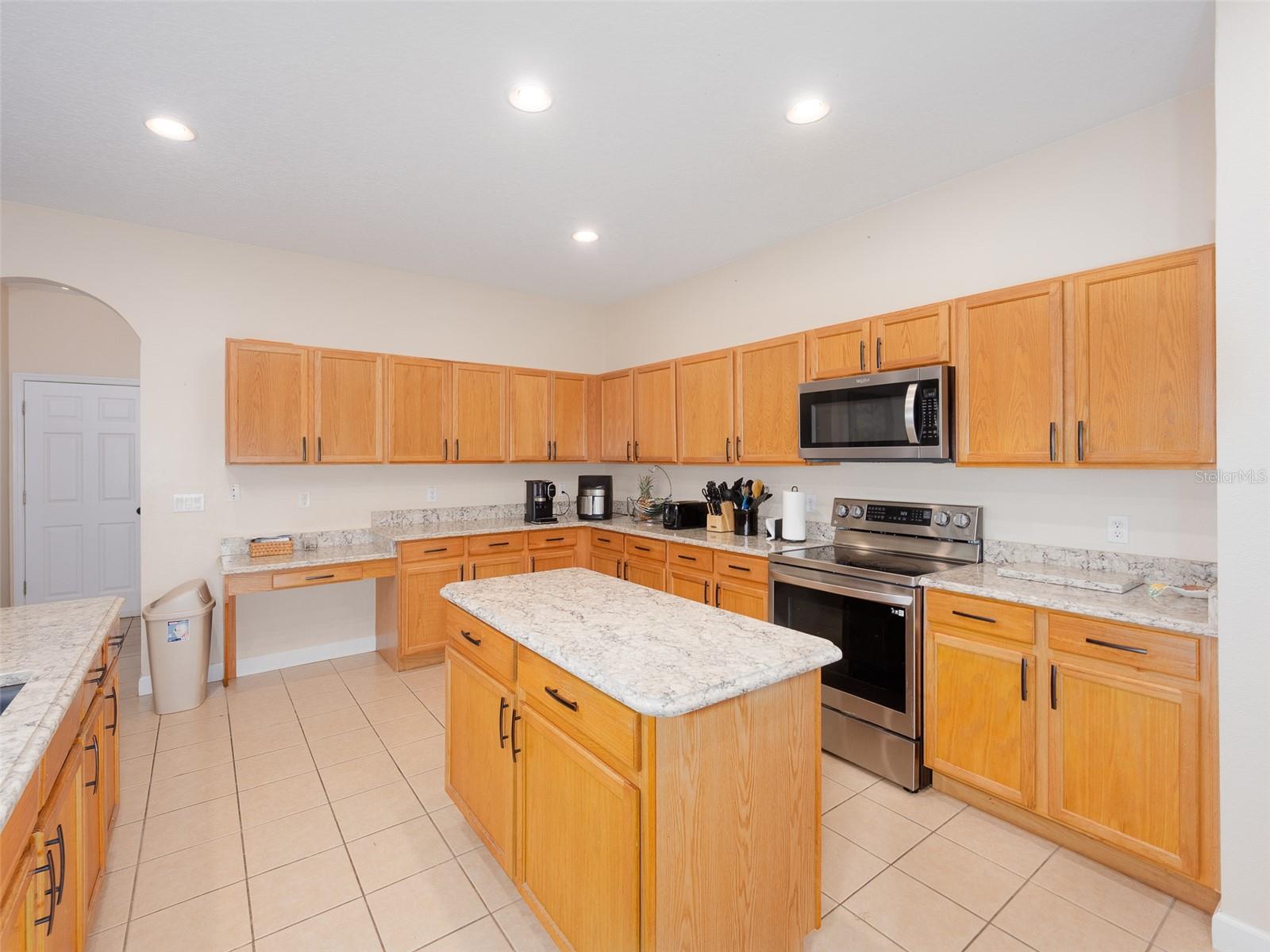 Image 7 of 42 For 1804 Grand Rue Drive