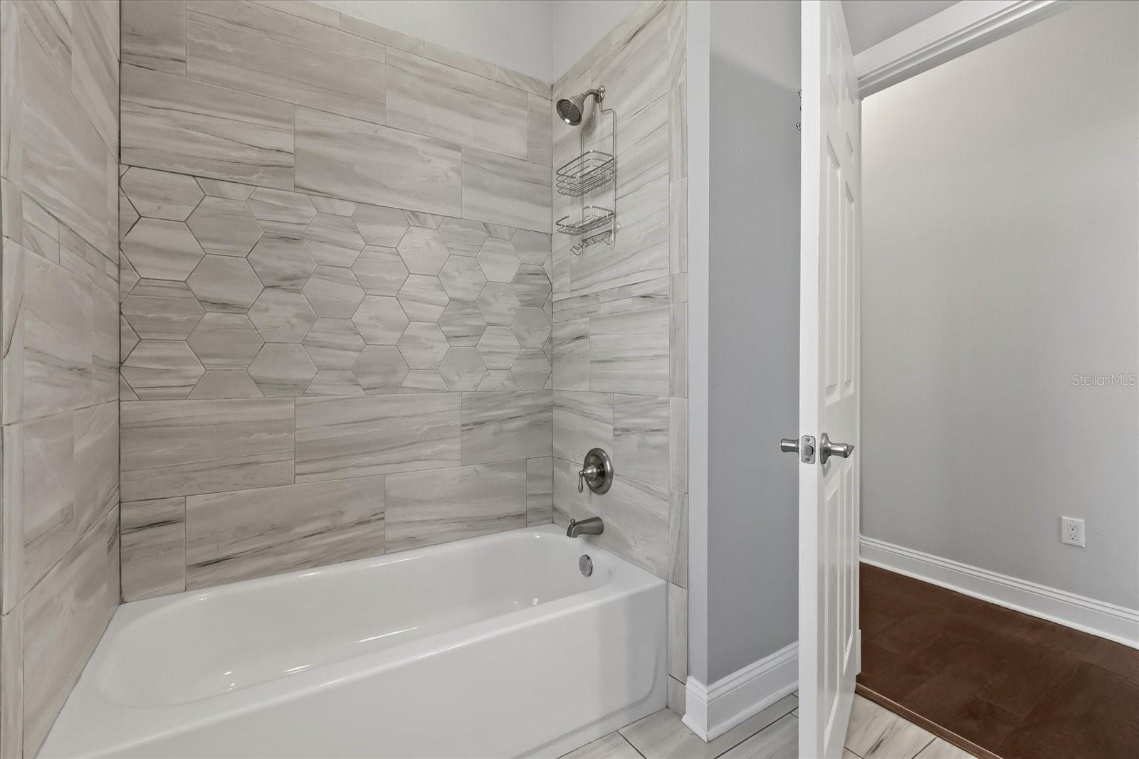 Image 16 of 20 For 11411 Sw 139th Place