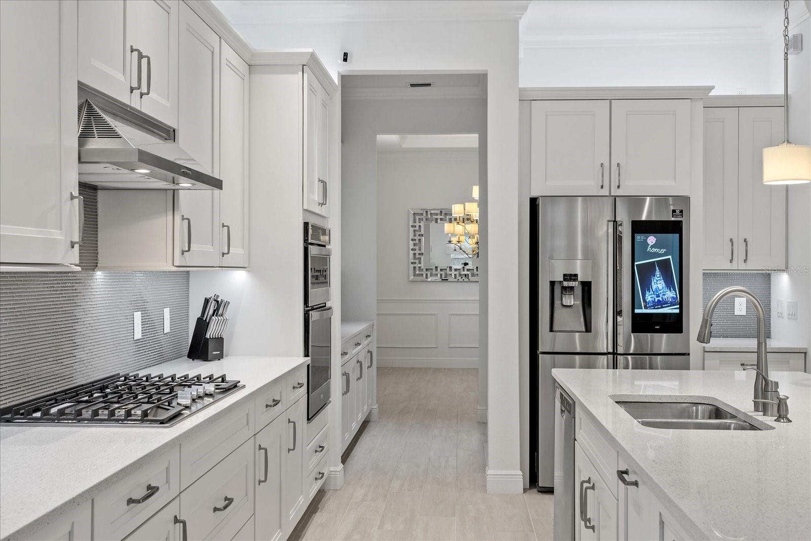 Image 10 of 46 For 15136 Canoe Place