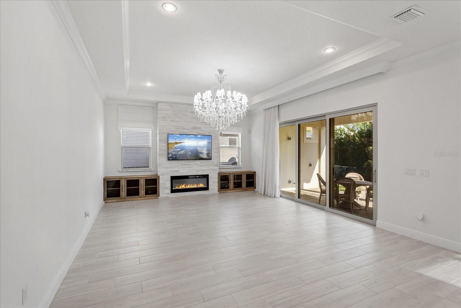 Image 12 of 46 For 15136 Canoe Place