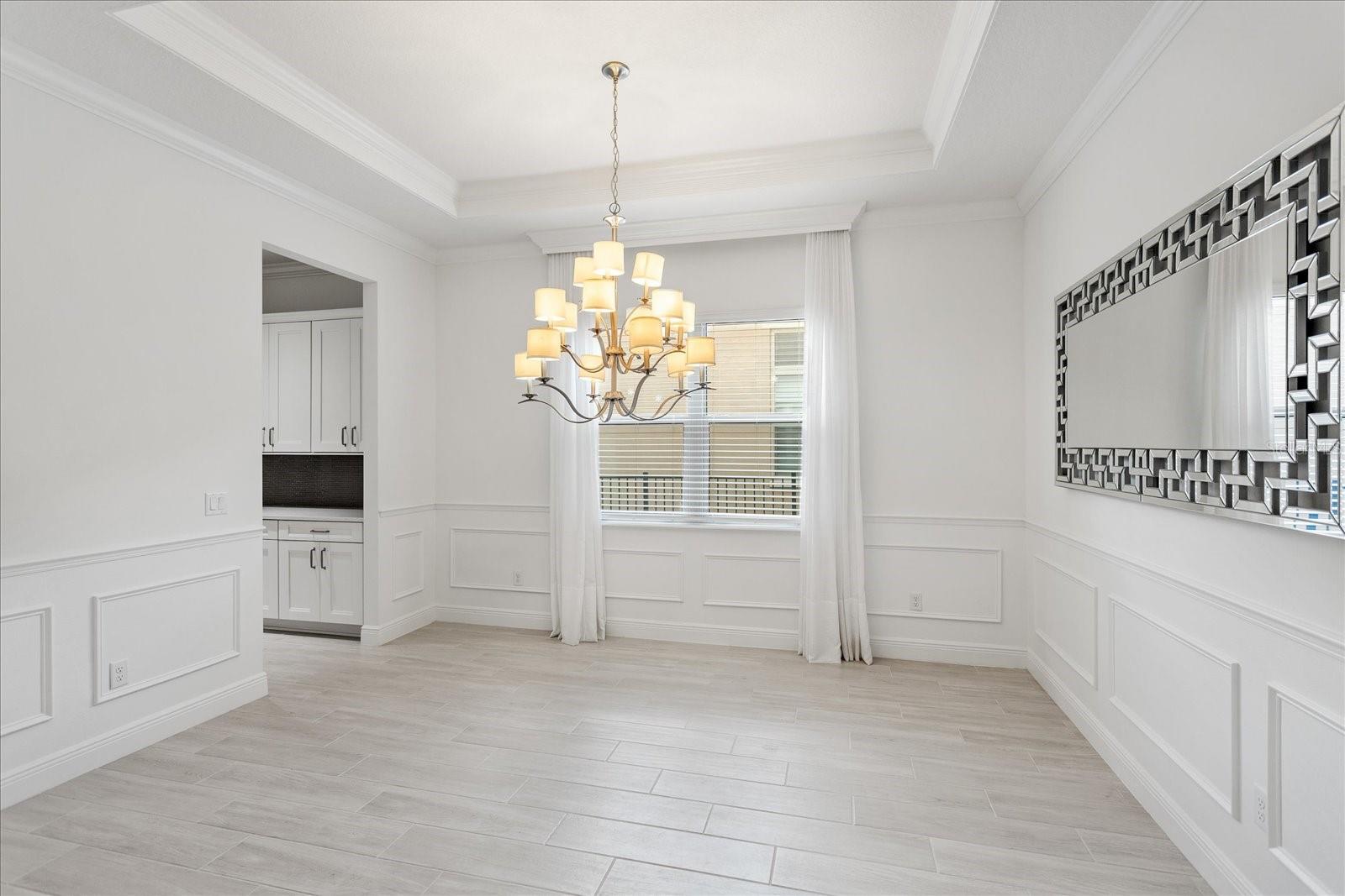 Image 7 of 46 For 15136 Canoe Place