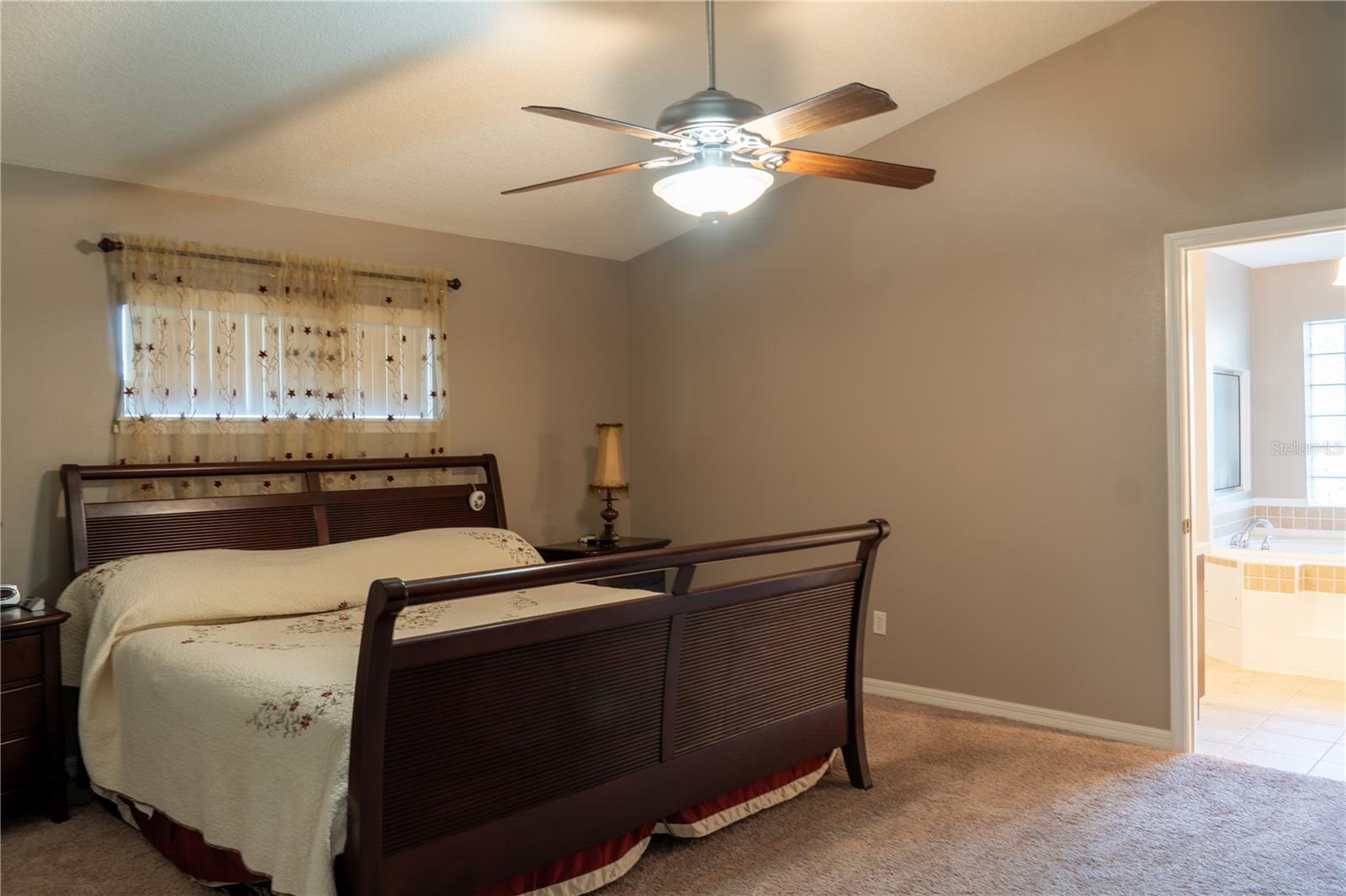 Image 25 of 26 For 952 Leyburn Drive