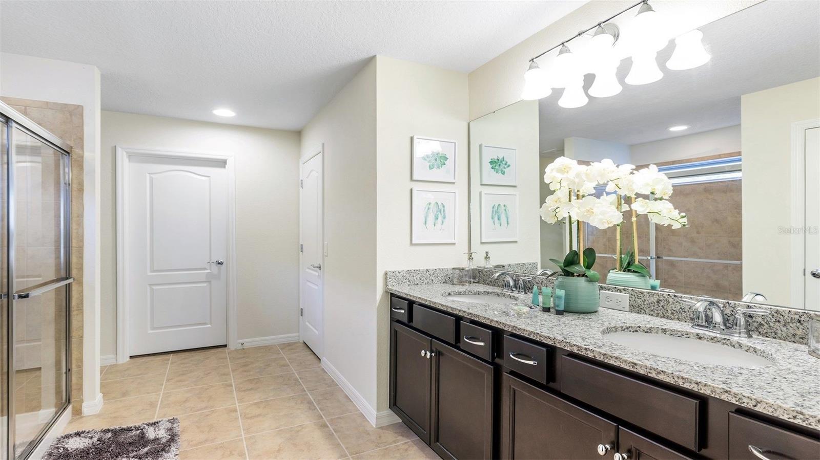 Image 20 of 27 For 1901 Nice Court