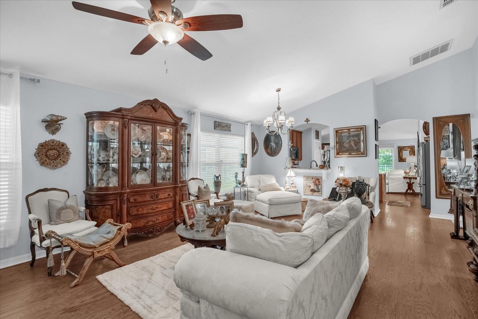 Image 12 of 33 For 869 Bending Oak Trail