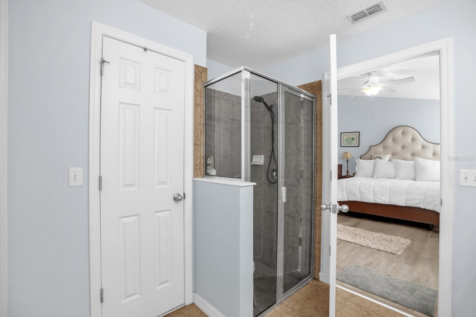 Image 17 of 33 For 869 Bending Oak Trail