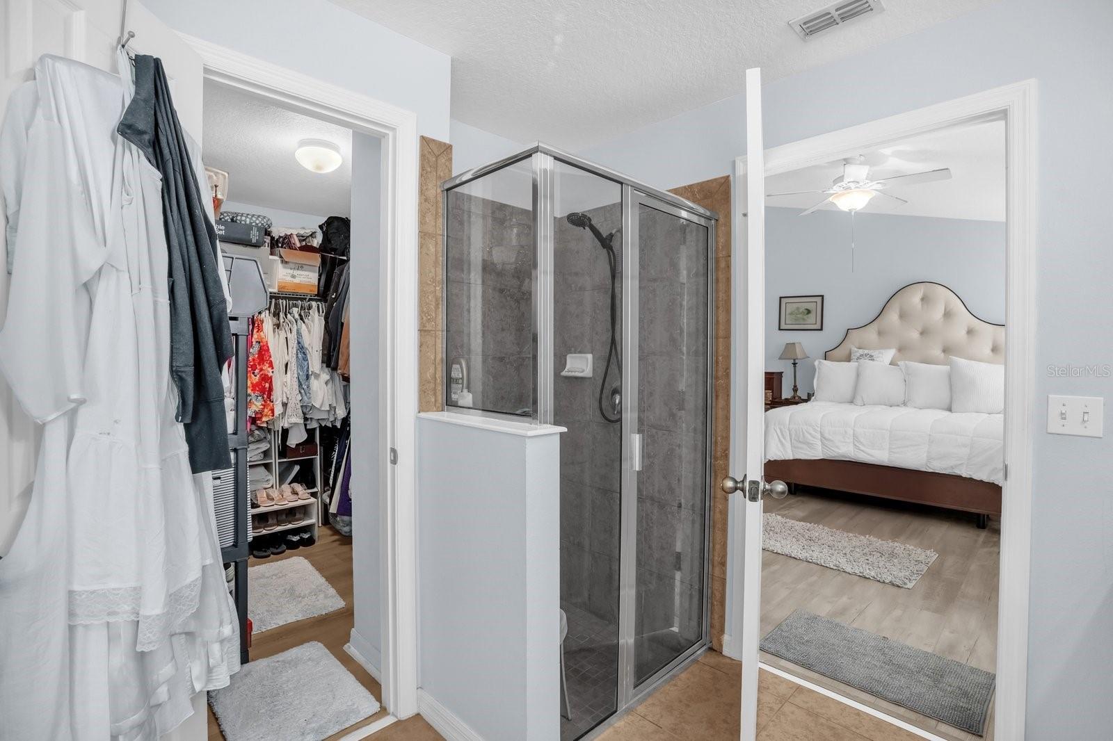 Image 18 of 33 For 869 Bending Oak Trail