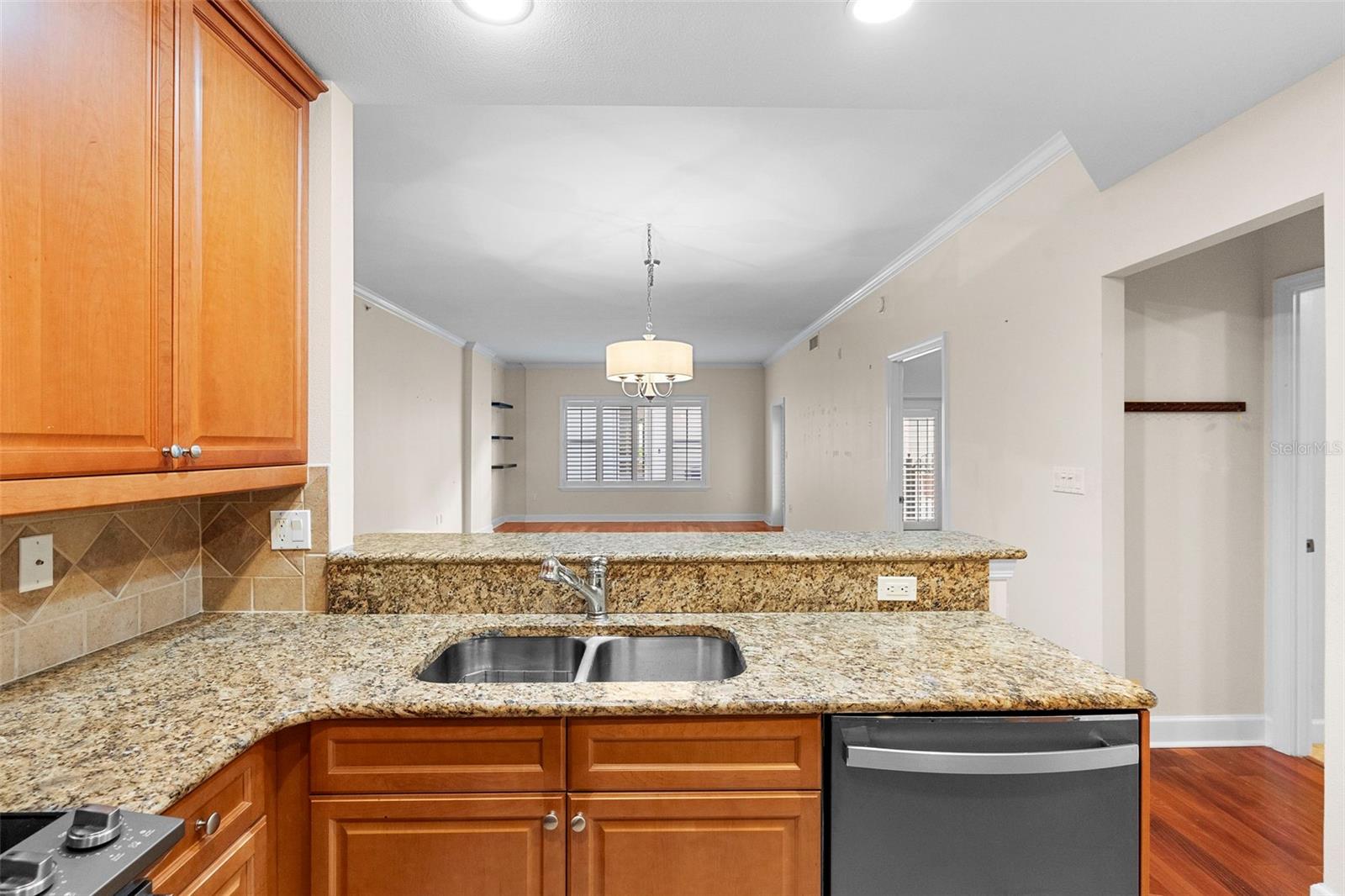 Image 15 of 43 For 630 Vassar Street 2204