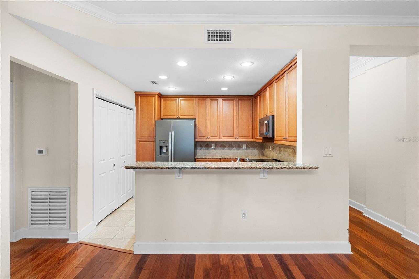 Image 18 of 43 For 630 Vassar Street 2204