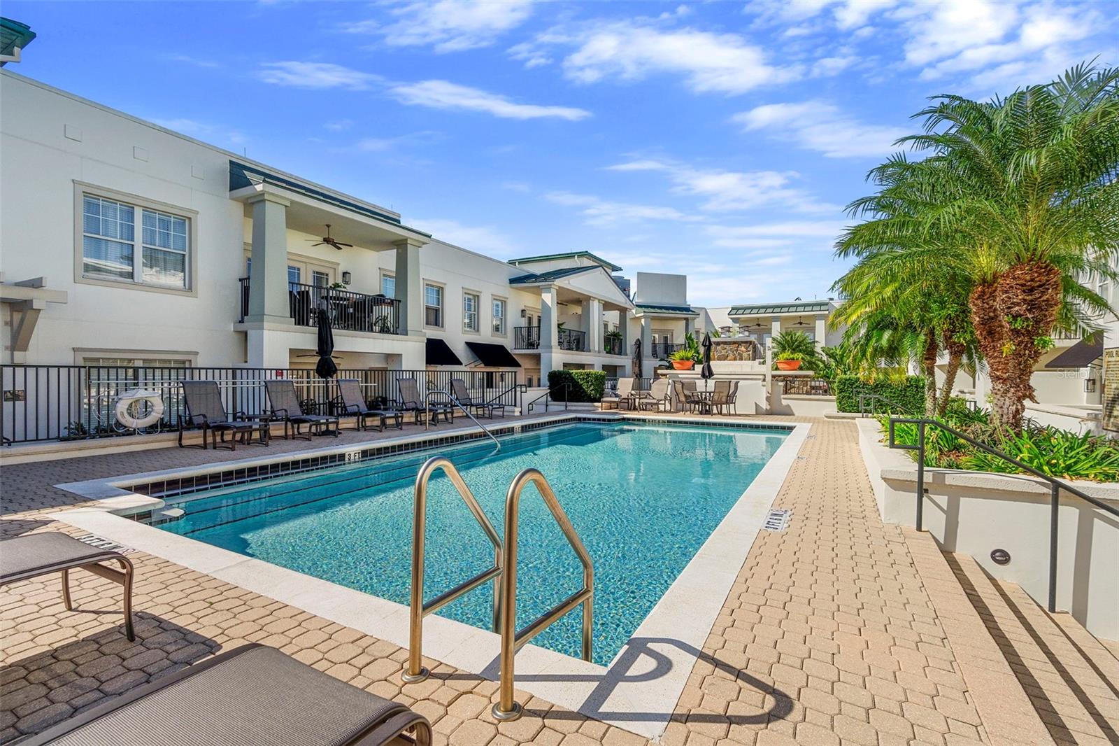 Image 3 of 43 For 630 Vassar Street 2204