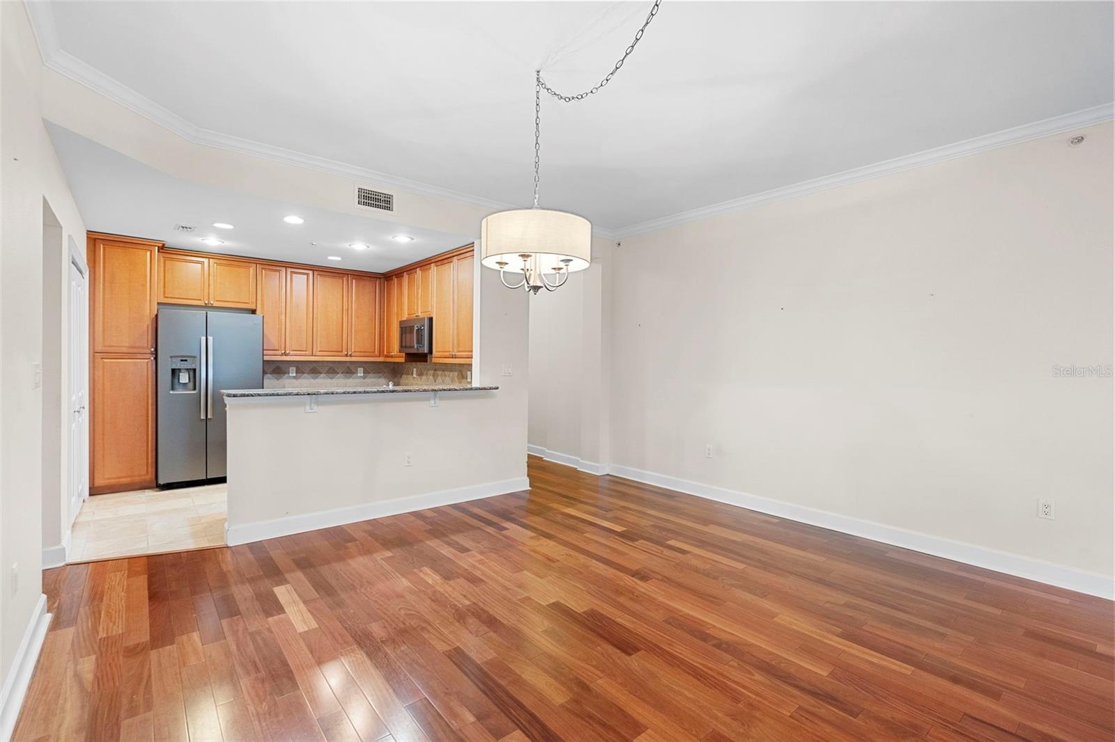 Image 5 of 43 For 630 Vassar Street 2204