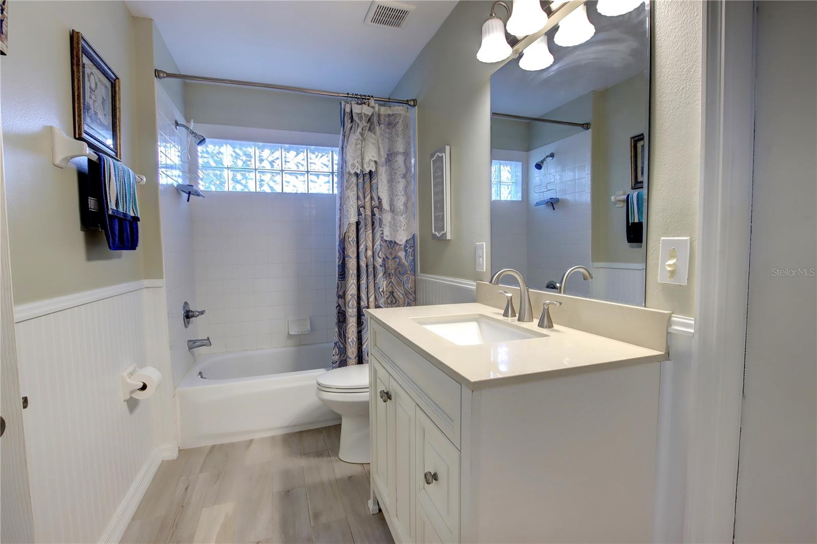 Image 18 of 23 For 2722 Maywood Street