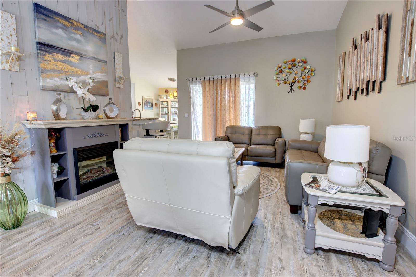 Image 4 of 23 For 2722 Maywood Street