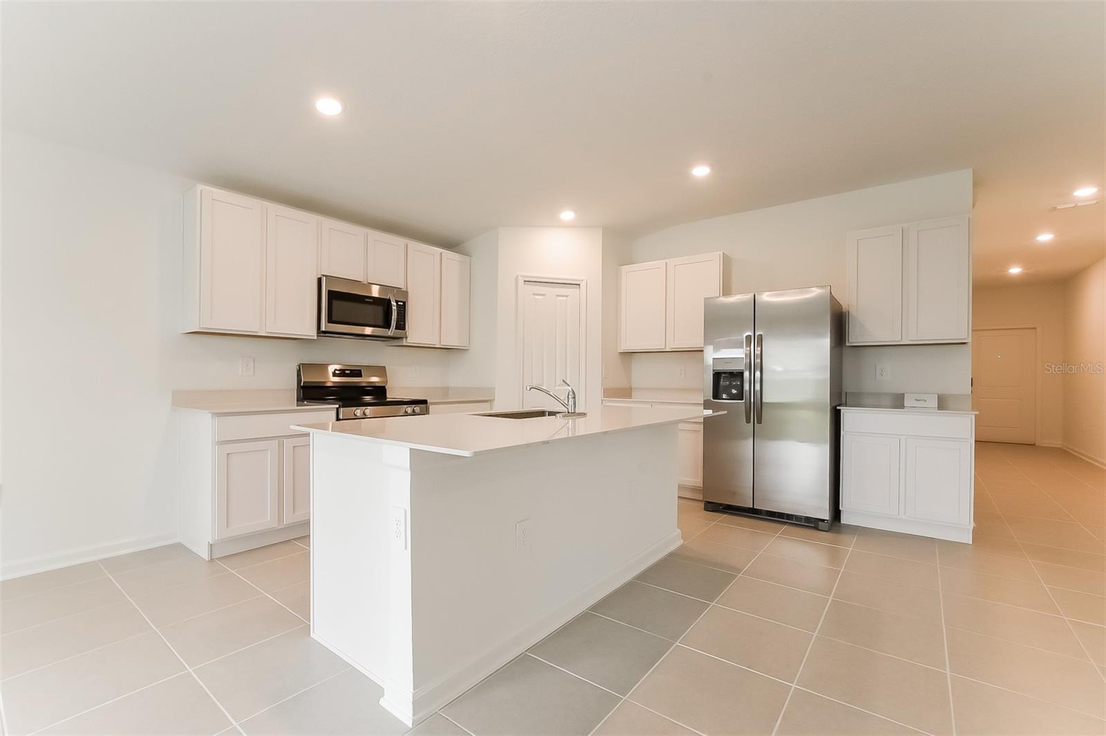 Image 2 of 16 For 1370 Inkberry Circle