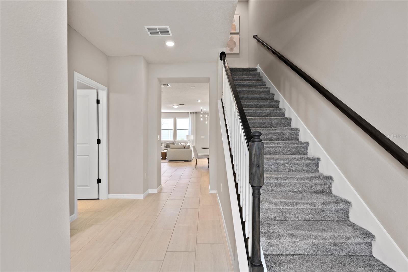 Image 19 of 29 For 4624 Orchard View Alley