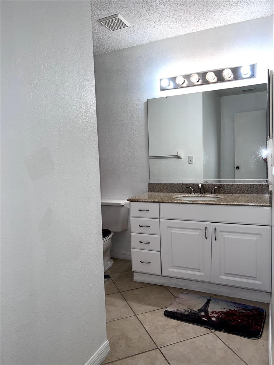 Image 12 of 12 For 2101 Cascades Boulevard 103