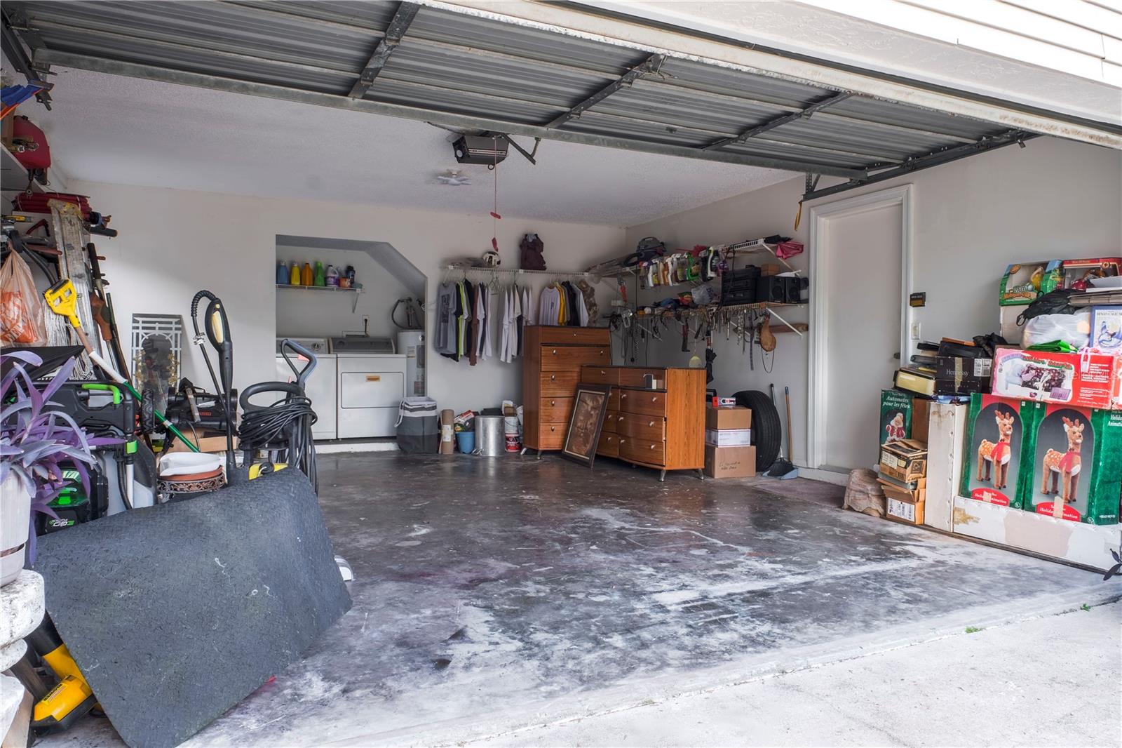 Image 26 of 33 For 602 Oak Manor Circle