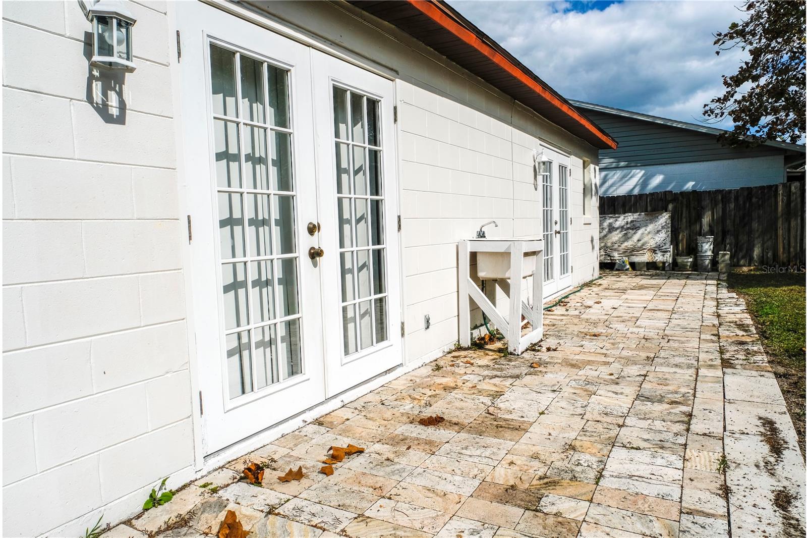 Image 31 of 33 For 602 Oak Manor Circle