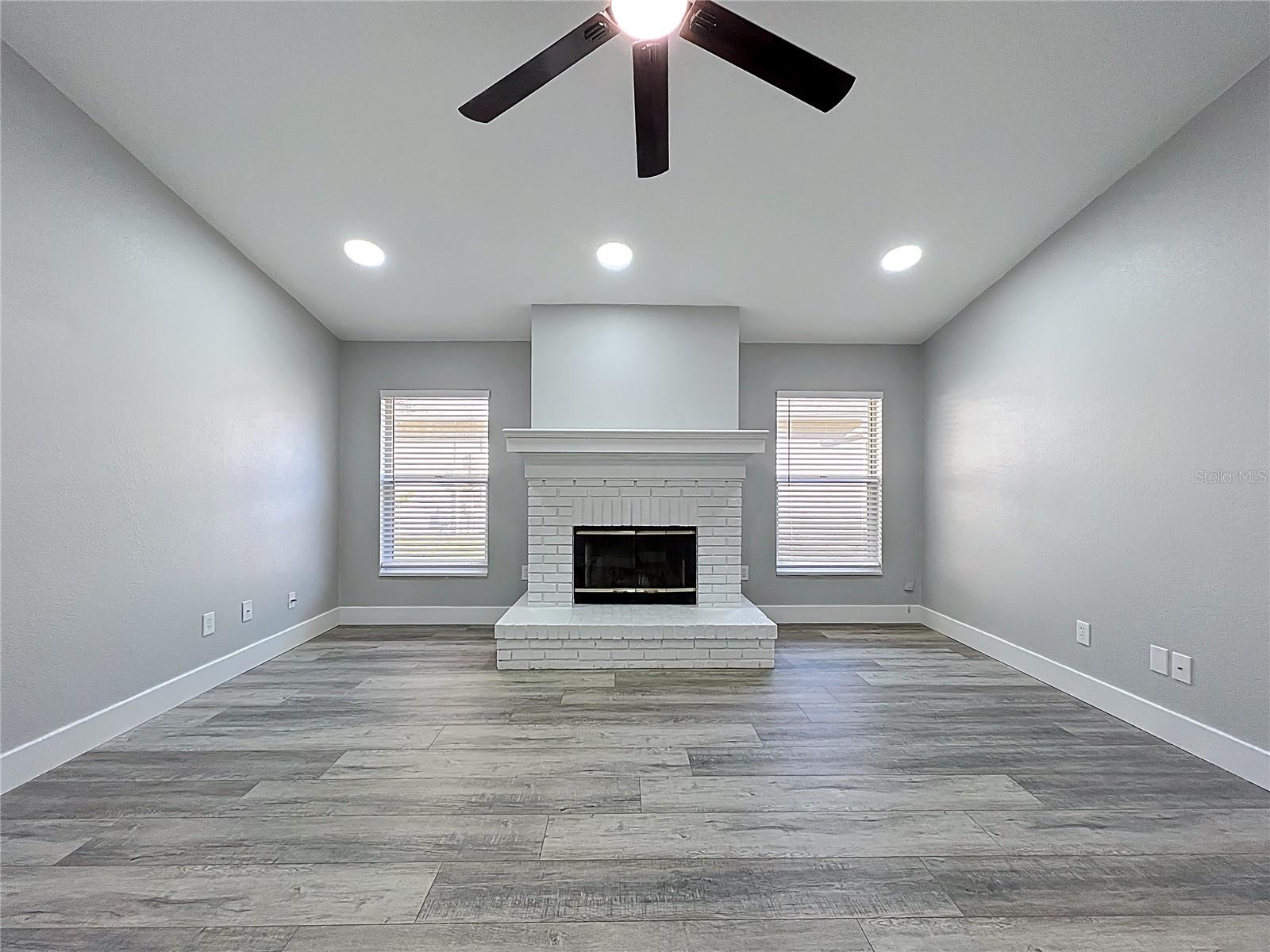 Image 16 of 55 For 1002 Beckstrom Drive