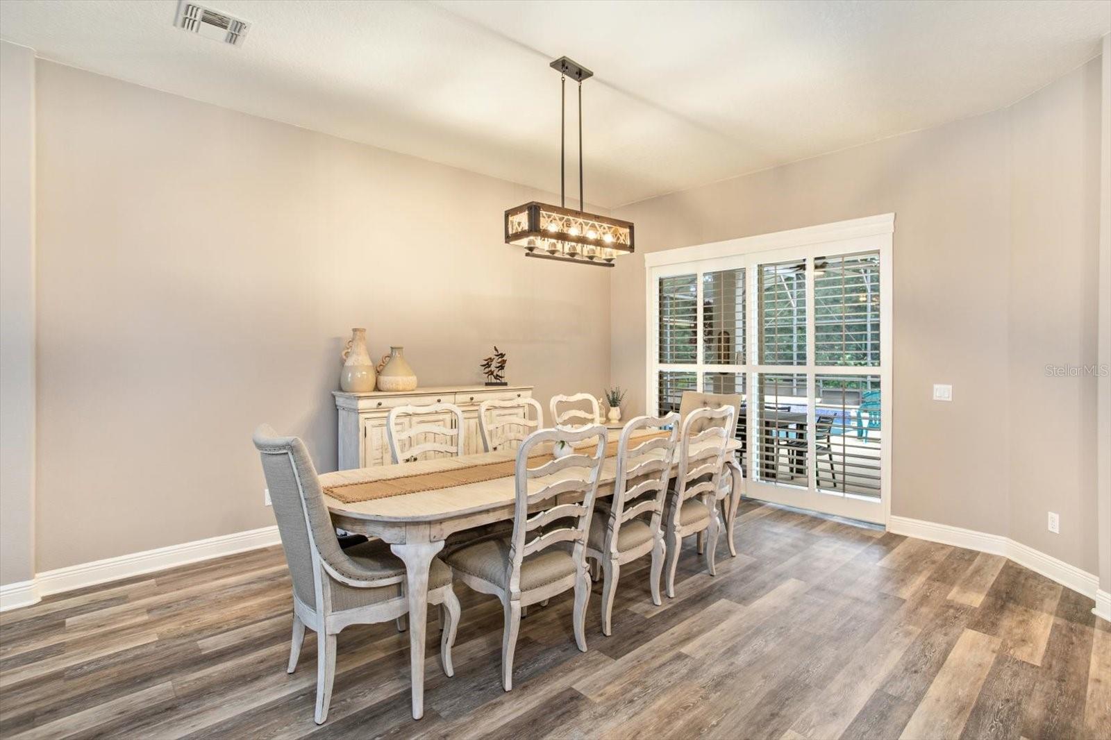 Image 12 of 41 For 8158 Emerald Forest Court