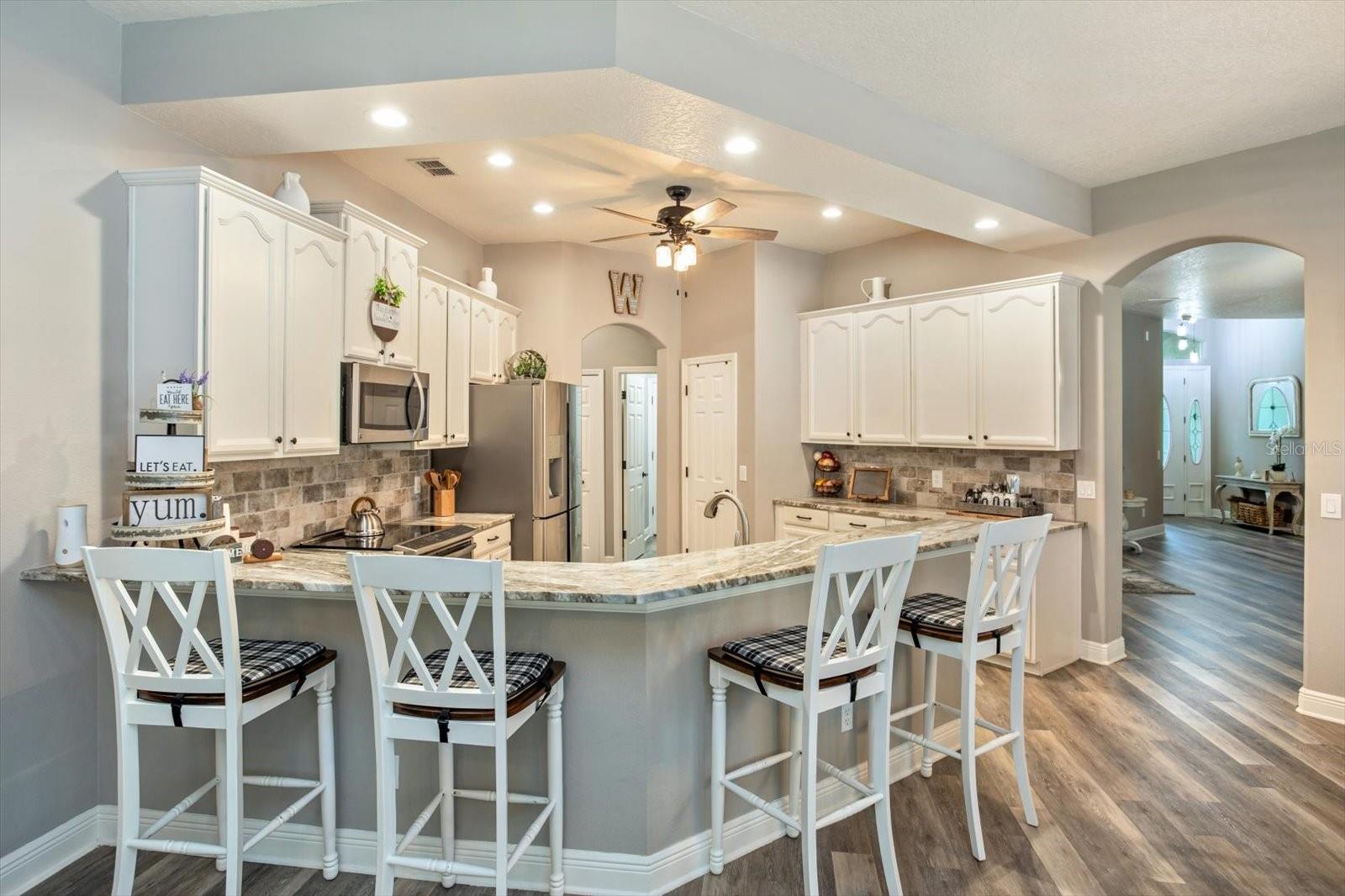 Image 15 of 41 For 8158 Emerald Forest Court