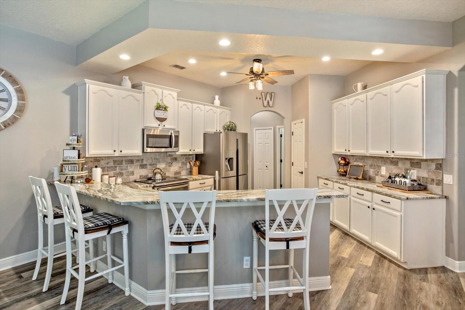 Image 16 of 41 For 8158 Emerald Forest Court