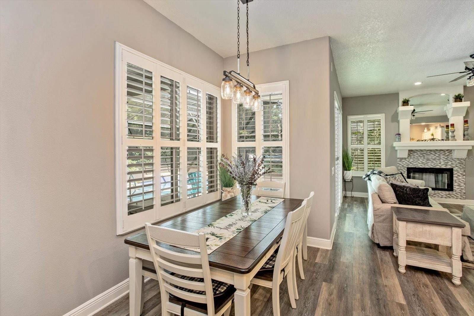 Image 19 of 41 For 8158 Emerald Forest Court