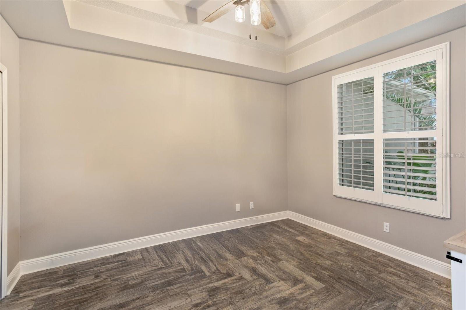 Image 9 of 41 For 8158 Emerald Forest Court