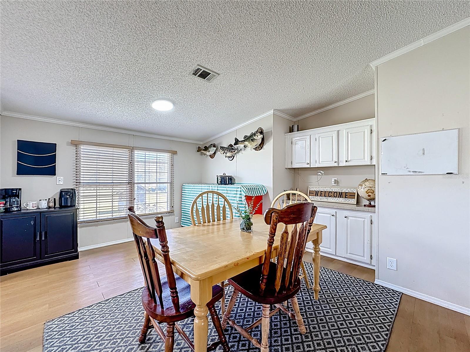 Image 4 of 43 For 5175 Topeka Avenue