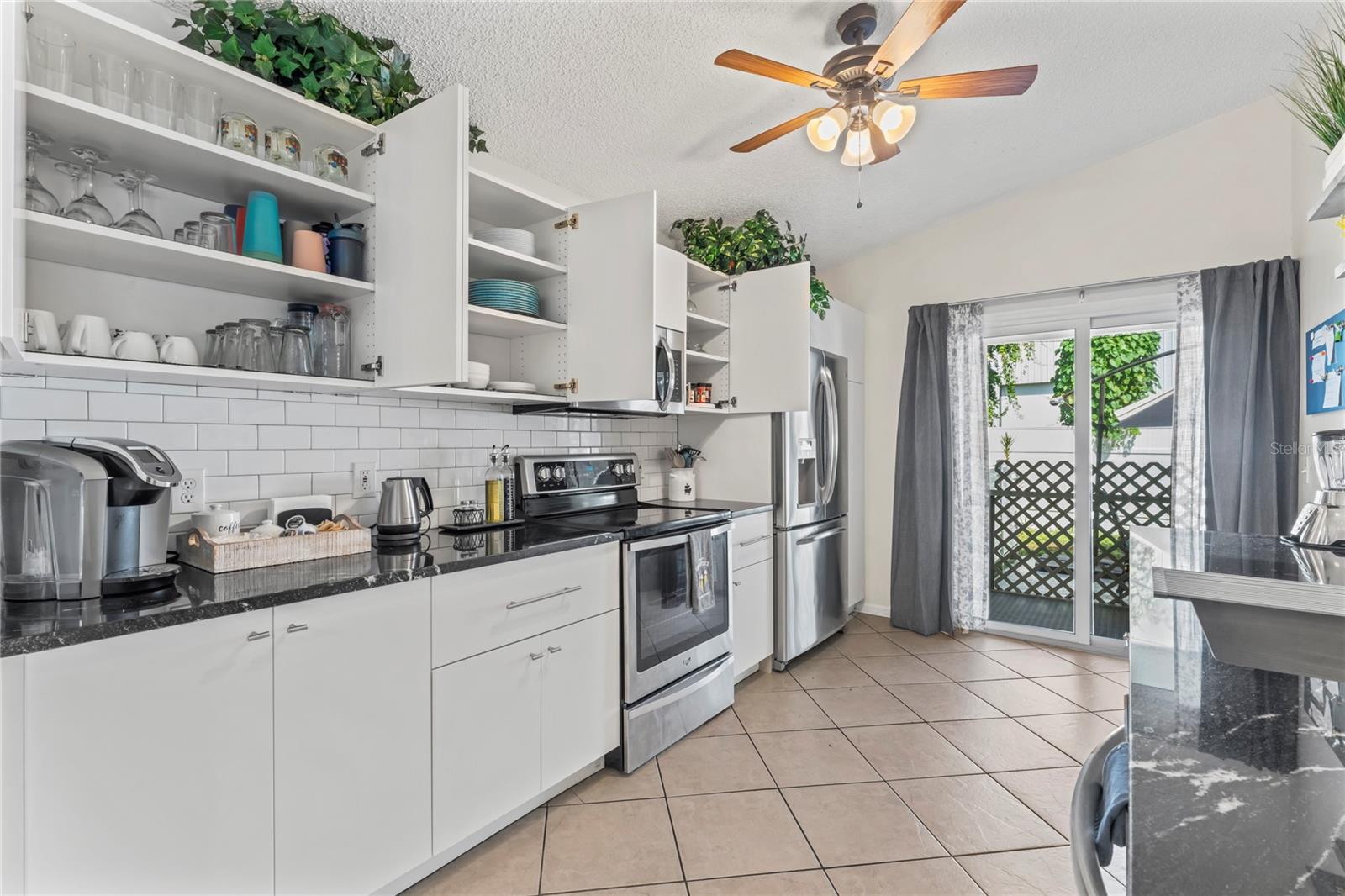 Image 11 of 43 For 8745 Sol Terrace