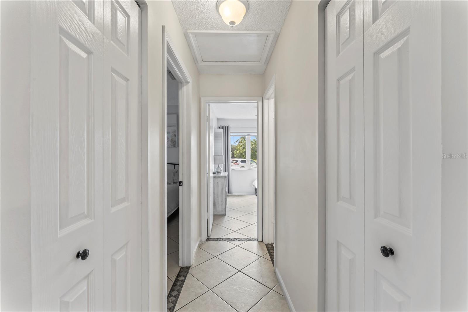 Image 19 of 43 For 8745 Sol Terrace