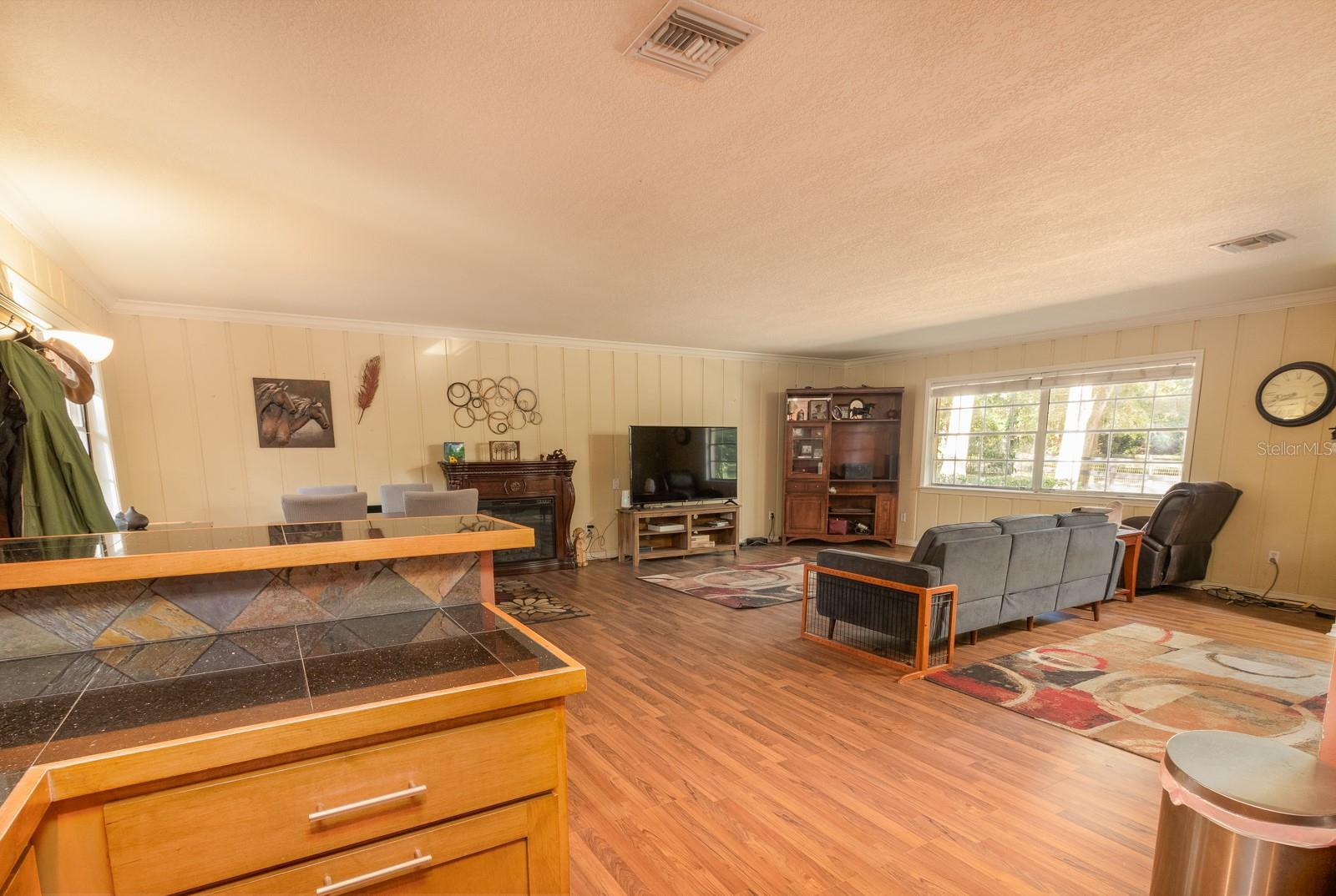 Image 5 of 86 For 560 Lake Pleasant Road