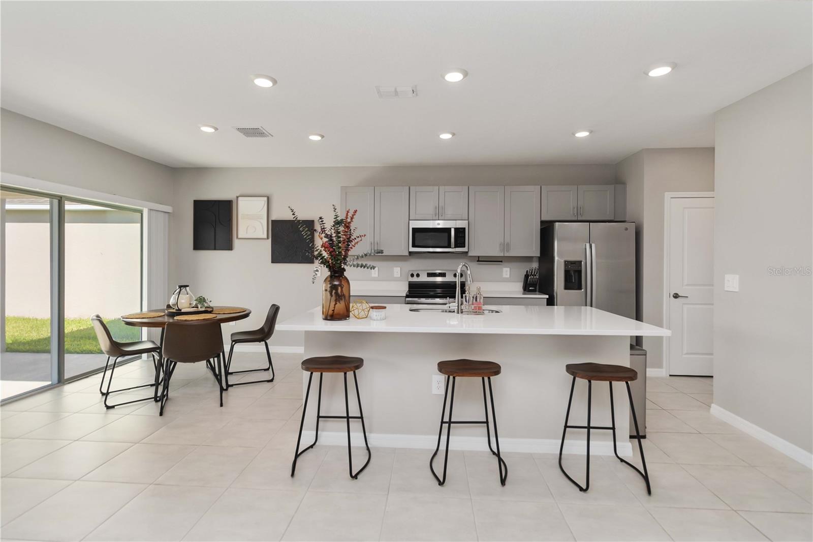 Image 10 of 29 For 212 Acorn Road