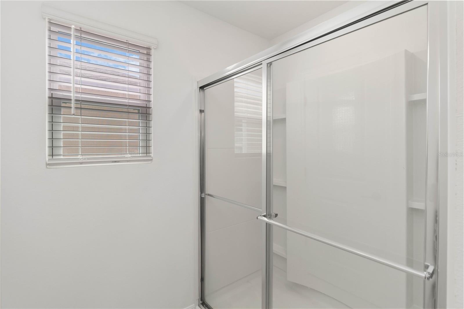 Image 20 of 29 For 212 Acorn Road