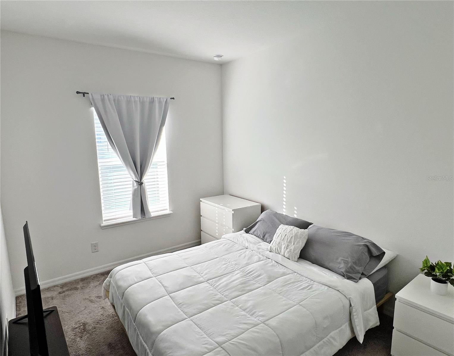 Image 17 of 19 For 11079 Hanlon Terrace Alley