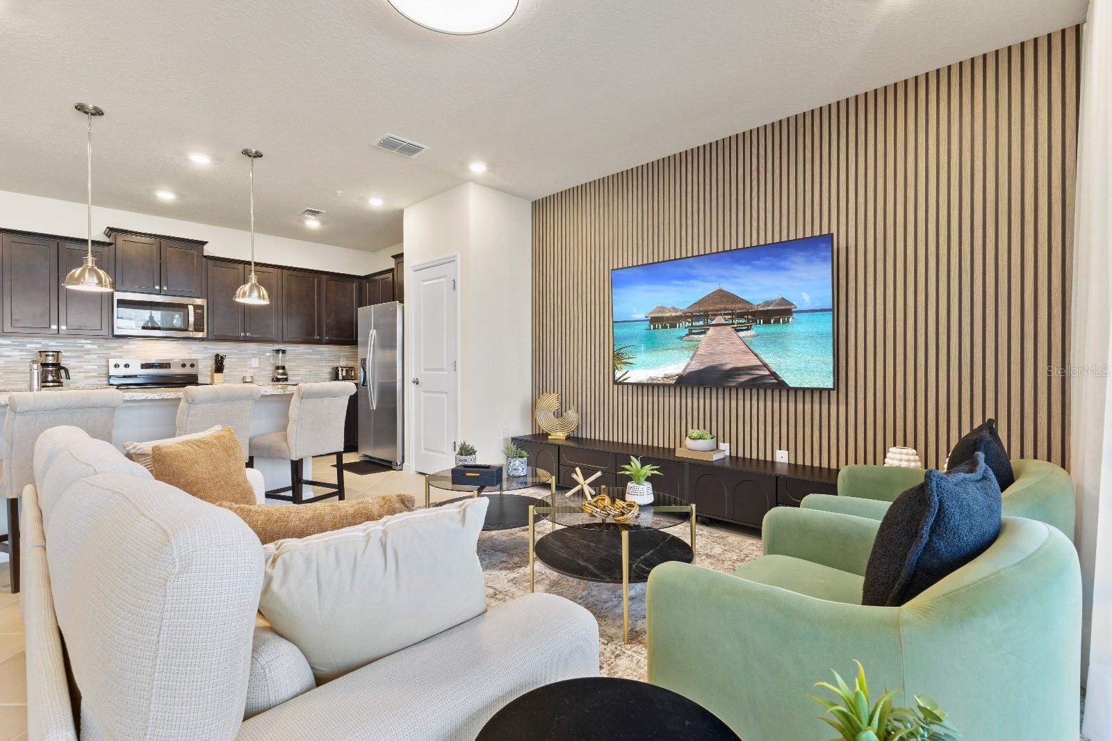 Image 17 of 54 For 1290 Shoreside Street