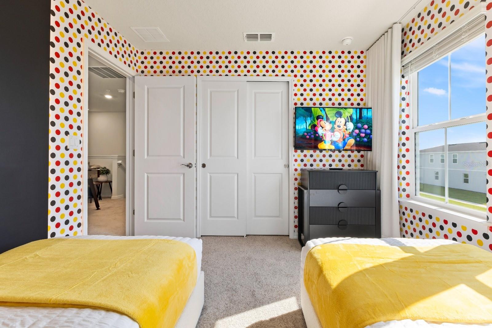 Image 24 of 54 For 1290 Shoreside Street