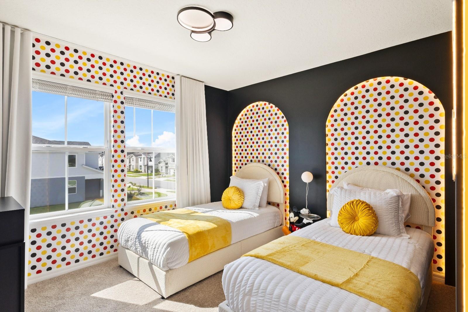 Image 27 of 54 For 1290 Shoreside Street