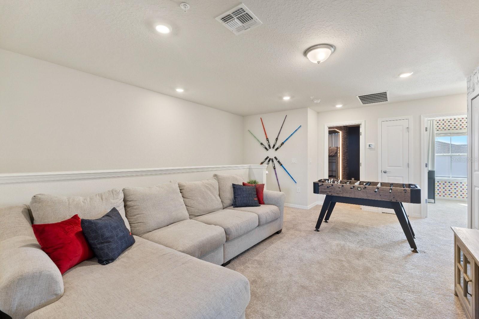 Image 38 of 54 For 1290 Shoreside Street